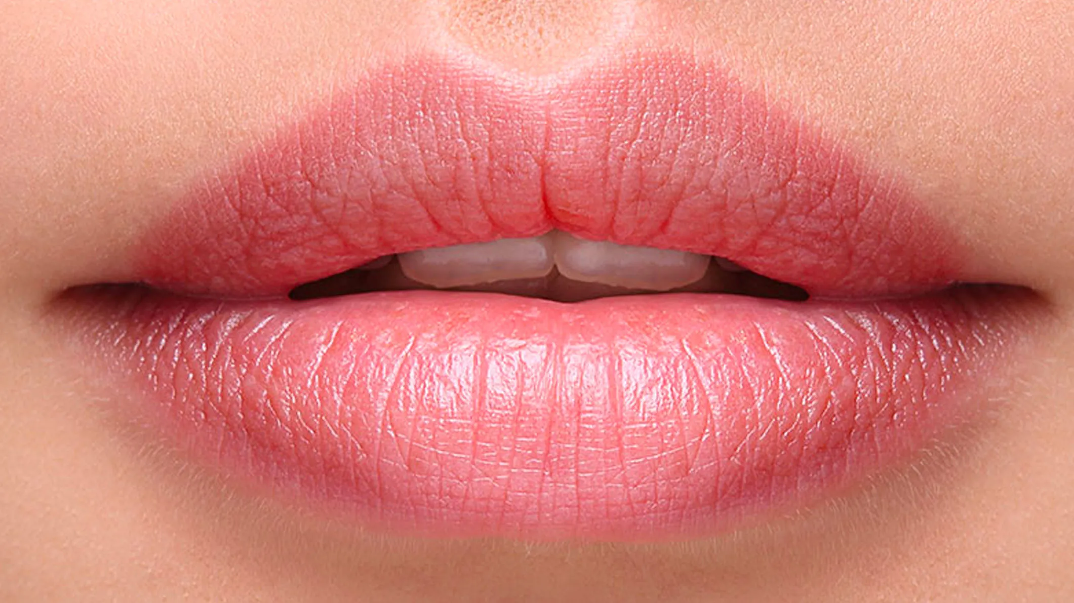 Lippen mit weichem, nach außen auslaufendem Farbverlauf